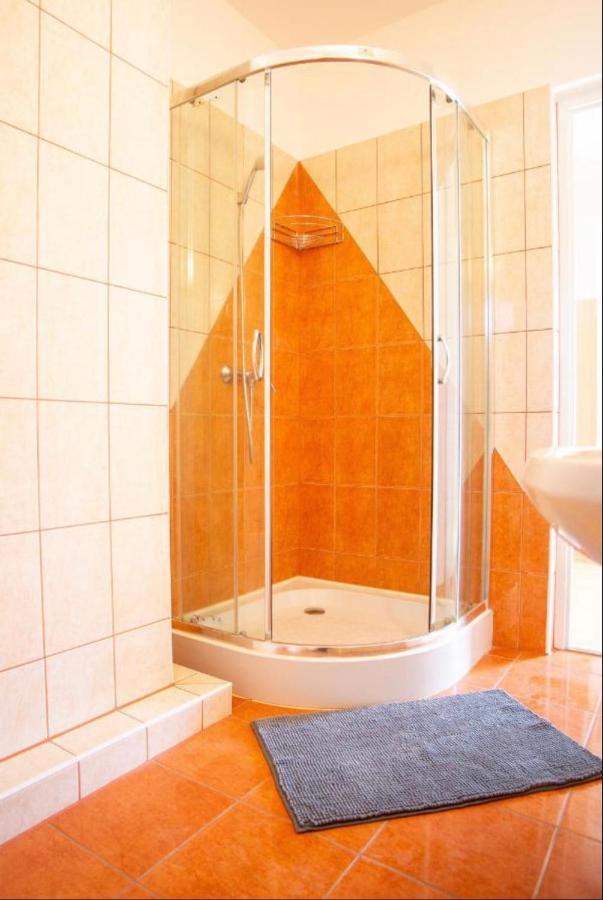 Bonita Apartmanhaz Apartment Zalakaros Ngoại thất bức ảnh